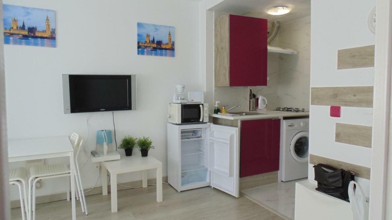 Apartamento En Centro A 150M Del Mar Apolo B Торрев'єха Екстер'єр фото