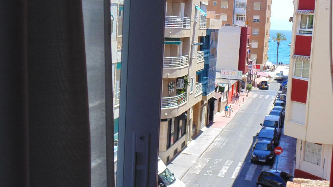 Apartamento En Centro A 150M Del Mar Apolo B Торрев'єха Екстер'єр фото